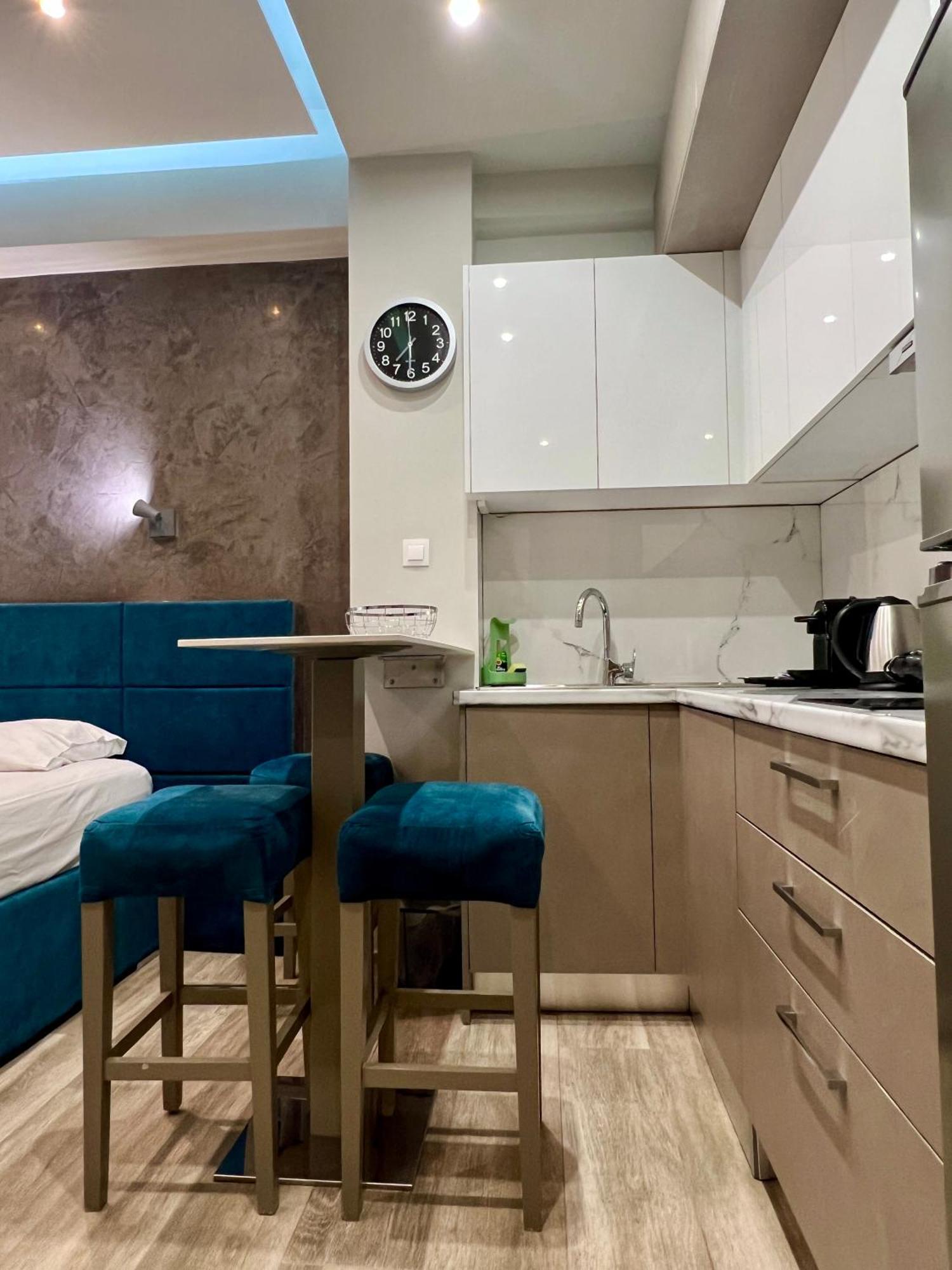 Emerald Lux Apartment Ateny Zewnętrze zdjęcie